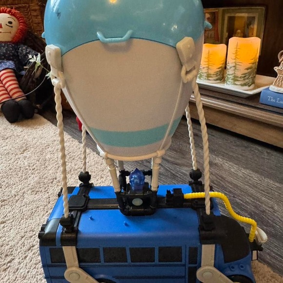 Toys Fortnite Battle Bus Toy With Balloon For Kids Collectible